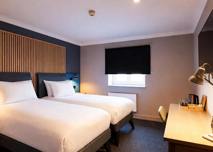 Village Hotel Leeds North